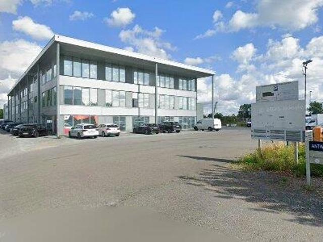 150 745 m2 office space for rent in Antwerp Borgerhout