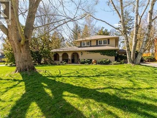 150 Cairncroft Road, Oakville, ON, L6J 4L9 house for sale | Listing ID 40826 | Royal LePage