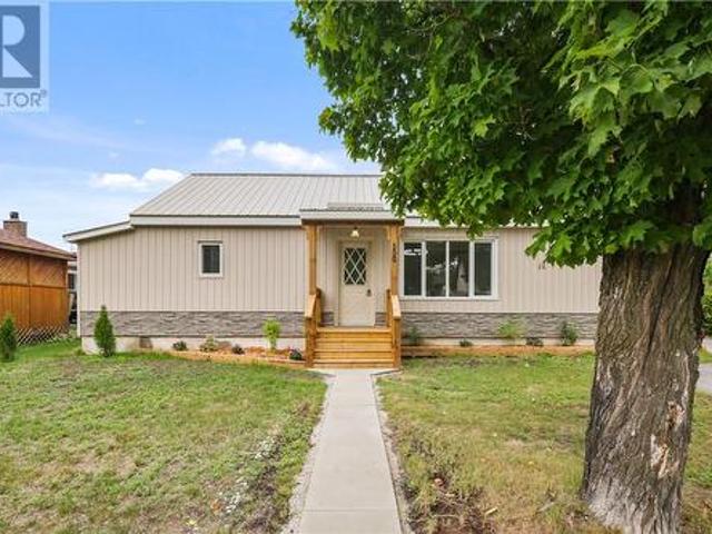 150 King Street, Massey, ON, P0P 1P0 house for sale | Listing ID 2130 | Royal LePage