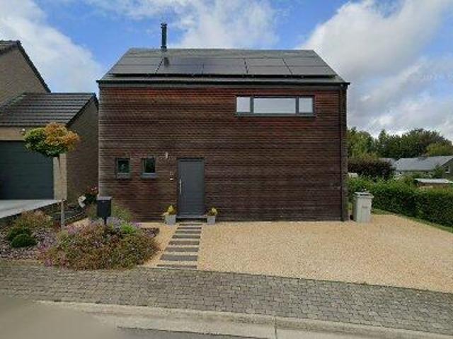150 m2 apartment for rent in Tenneville