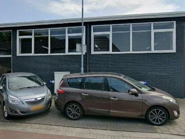 150 m2 office space for rent in Zwijndrecht