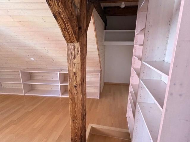 150 m²