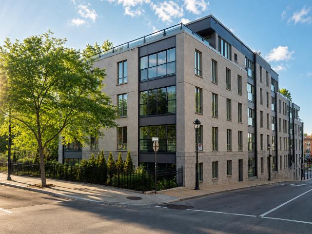 150 Sherbrooke E 2 Bedroom Apartment for Rent at 150 Rue Sherbrooke E, Montréal, QC H2X 0A5 Quartier Ville Marie