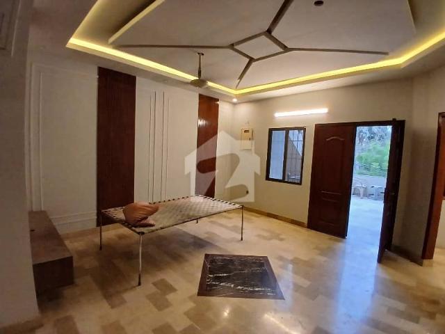 150 square yards ground plus one fully renovated leased house for sale in jauhar