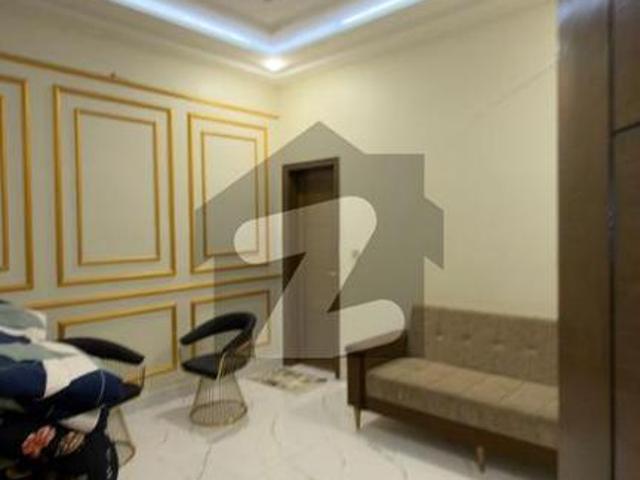150 Sq Yd Triple Storey Bungalow For Sale In Palm Village | 7 Bedrooms | Big Drawing Room Palm Village
