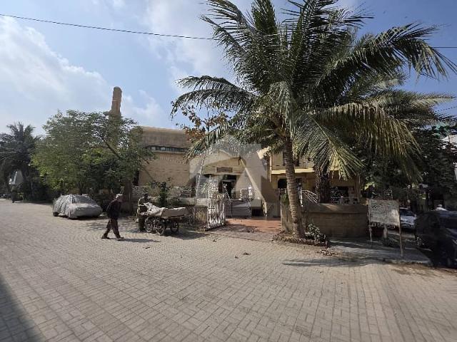 150 Yd House Is Available For Sale In Chapal Sun City