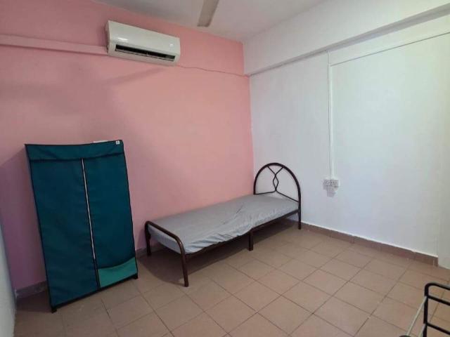 150m to LRT IOI Puchong Jaya | Female Room From RM450 Limited Unit Left‼️