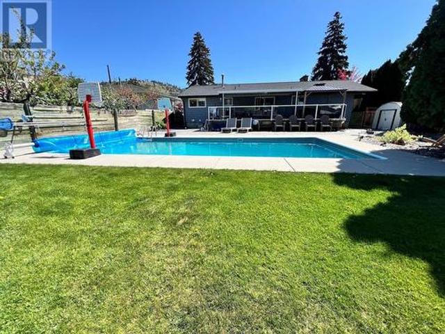 1515 Duncan Avenue, Penticton, BC, V2A 2X7 house for sale | Listing ID 10346 | Royal LePage
