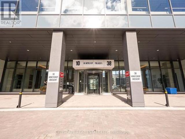 1516 10 Honeycrisp Crescent N, Vaughan, ON, L4K 0M7 condo for sale | Listing ID N12009 | Royal LePage
