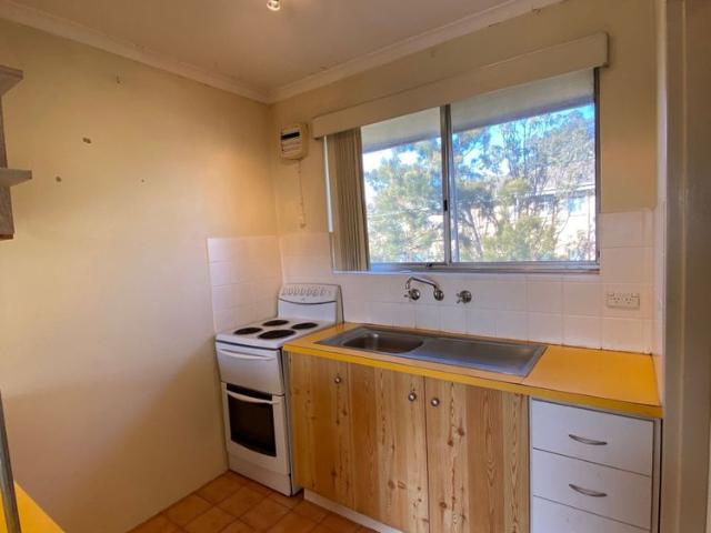 15/104 Henderson Road, Queanbeyan