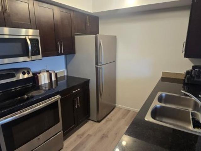 1510 Watt Drive Southwest, Edmonton, AB, T6X 2E6 house for lease | Listing ID E4501 | Royal LePage