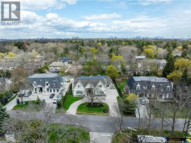 1511 Broadmoor Avenue, Mississauga, ON, L5G 3T7 house for sale | Listing ID 40826 | Royal LePage