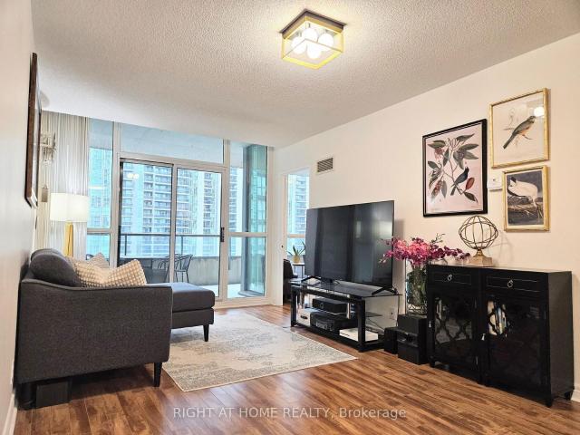 1511 23 Hollywood Avenue, North York | Suspended, C12557 | Condos. Ca