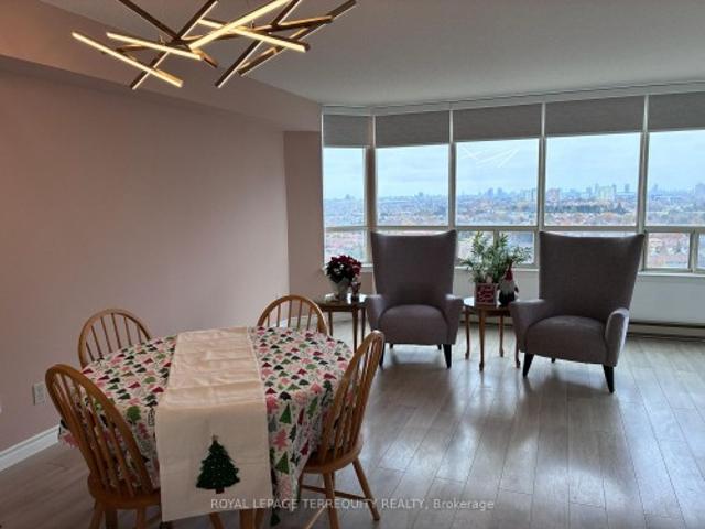 1513 Alton Towers Circle, Toronto, ON, M1V 4X7 lease for lease | Listing ID E13149 | Royal LePage