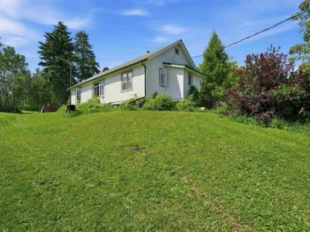 1524A Twp Road 544, Rural Lac Ste. Anne County, AB, T0E 1V0 house for sale | Listing ID E4497 | Royal LePage