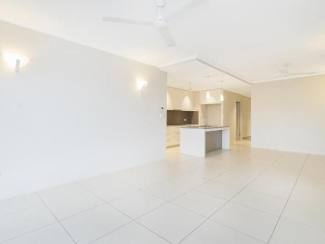 15/25 Duke Street