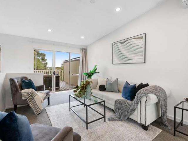 15/216 Manuka Road, Bayview, North Shore City