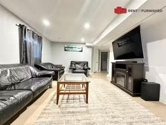 1522 8Th Avenue, Vancouver, BC, V3M 2S4 house for lease Lis.