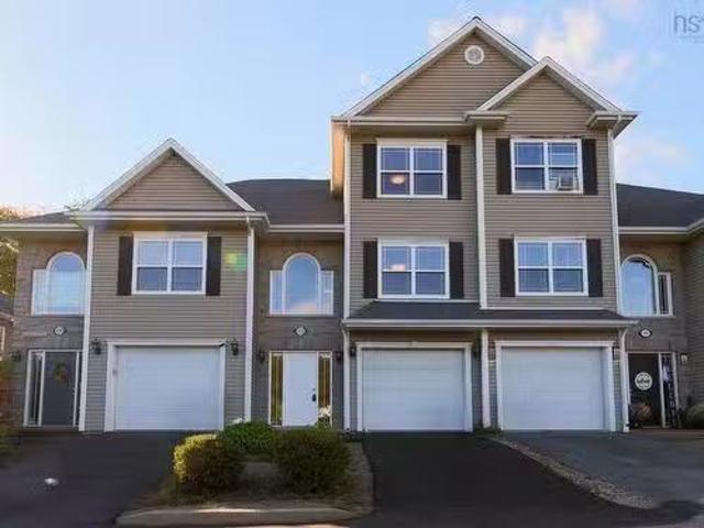152 Beaver Bank Road, Lower Sackville, NS, B4E 0E2 house for.