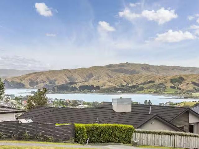 152 Endeavour Drive, Whitby, Porirua City