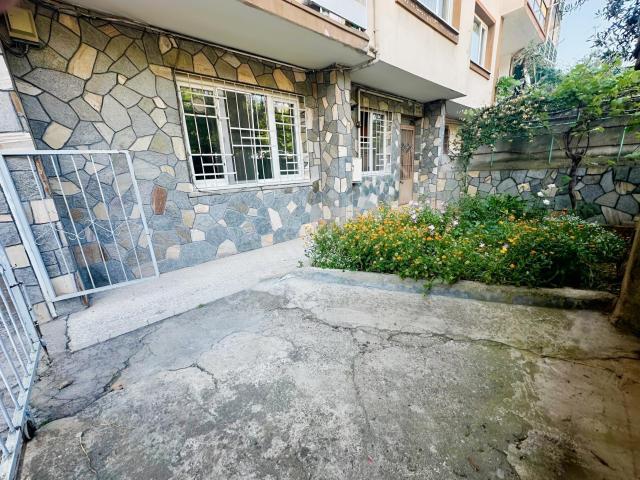 152 Evler Eğitim Caddesinde | Önü Bahçeli 2+1 Kiralık Daire
