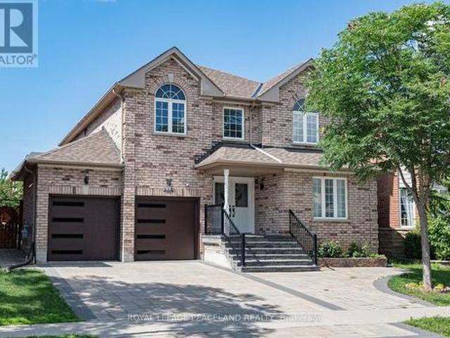 152 Flagstone Way, Newmarket, ON, L3X 2Z7 house for sale | Listing ID N13535 | Royal LePage