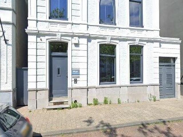 152 m2 office space for rent in Breda