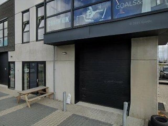 152 m2 office space for rent in Zwolle