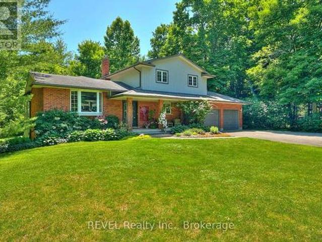152 Merritt Road, Pelham 662 Fonthill, ON, L3B 5N5 house for sale | Listing ID X11978 | Royal LePage