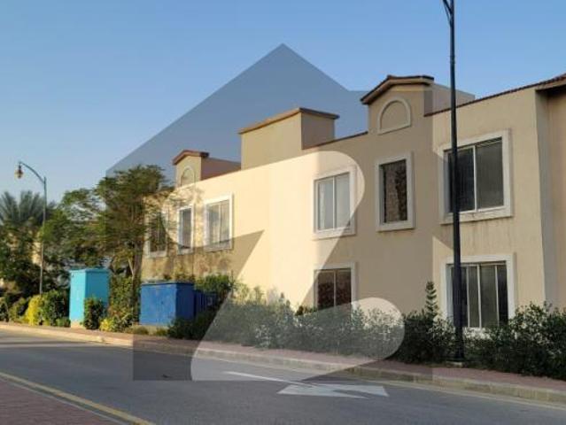 152 Sq Yd 3 Bedrooms Luxury Villa Is Available FOR RENT. 8km From Entrance Of BTK. 3 Bed DDL 1 Kitchen Bahria Town Precinct 10 B