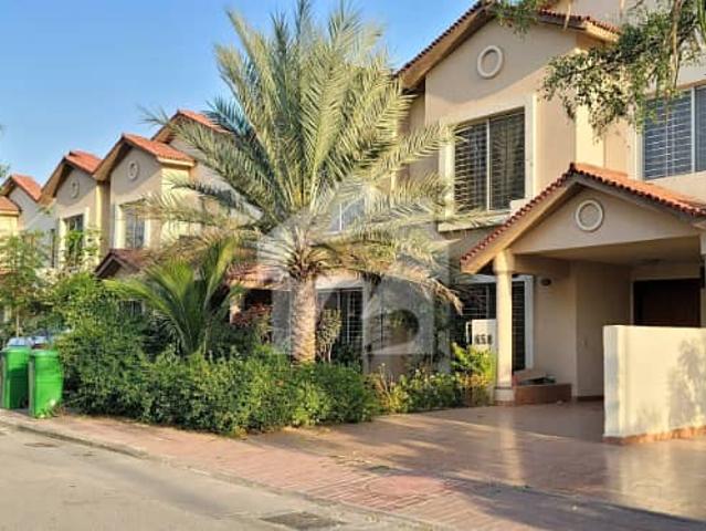 152sq Yard 3 Bedrooms Luxury Villa Is Available FOR RENT. 8km From Entrance Of BTK. 3 Bed DDL 1 Kitchen