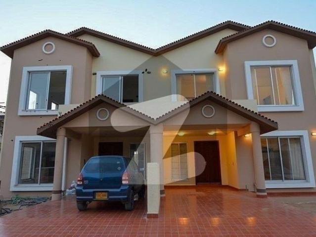 152sq yd 3 Bedrooms Luxury Villa is Available FOR RENT. 8km from Entrance of BTK. 3 Bed DDL 1 Kitchen Bahria Town Precinct 11 A