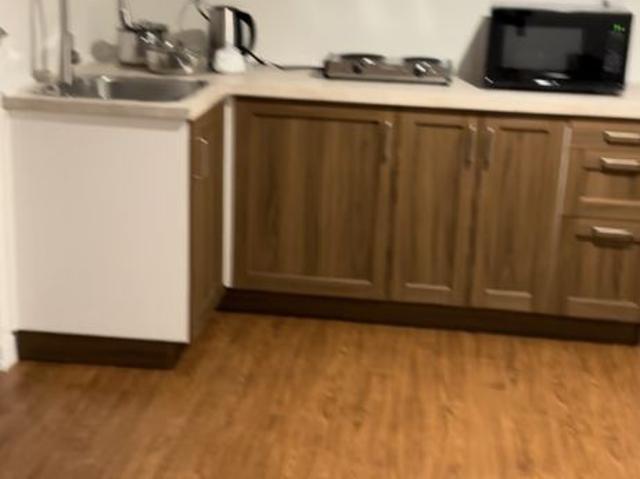 1536 Macgowan Ave North Vancouver, Bc V7p 2x2