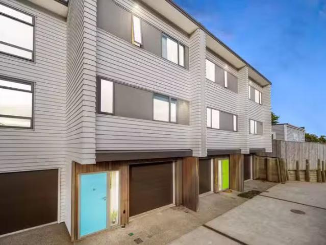 15/30 Monowai Road, Johnsonville, Wellington City For Sale