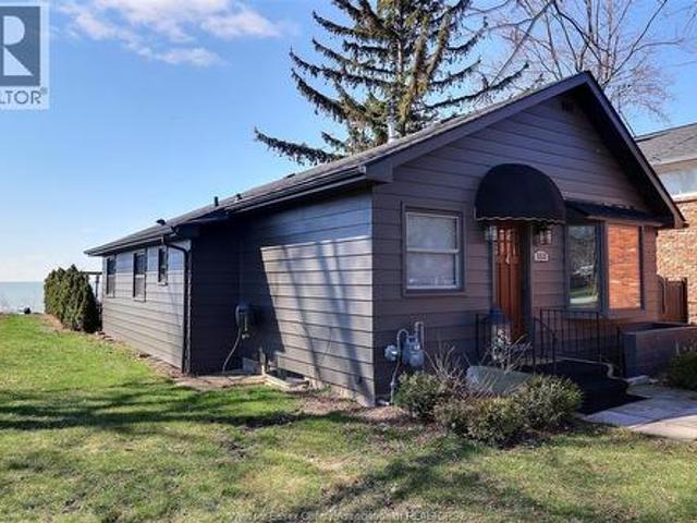 153 Adelaide Street, Essex, ON, N0R 1G0 house for sale | Listing ID 26012 | Royal LePage