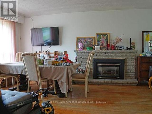 153 Newton Drive, Toronto, ON, M2M 2N4 house for lease | Listing ID C13445 | Royal LePage