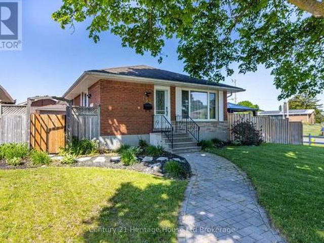 153 Springbank Avenue N, Woodstock North, ON, N4S 7P9 house for sale | Listing ID X13644 | Royal LePage