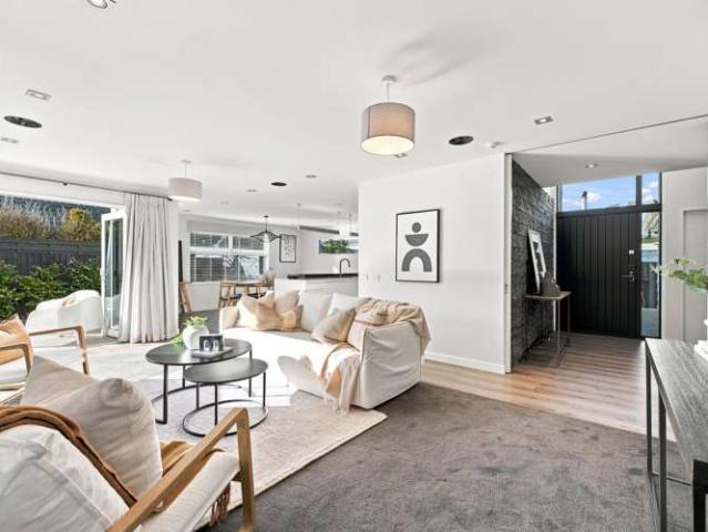 153A Centaurus Road, Saint Martins, Christchurch City