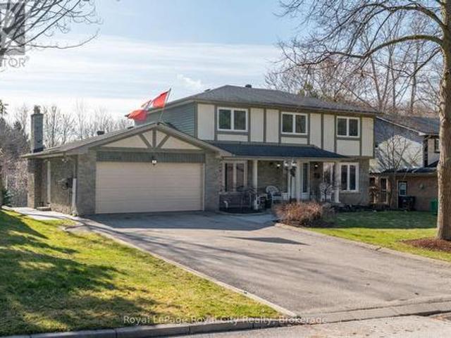 1548 Troika Court, Mississauga Lorne Park, ON, L5J 4C4 Luxury House for sale | Listing ID W12124 | Royal LePage Carriage Trade Luxury Properties