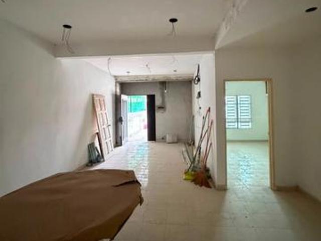 1540 sqft Freehold Single Storey Terrace near Jawi Golf Club for Sale