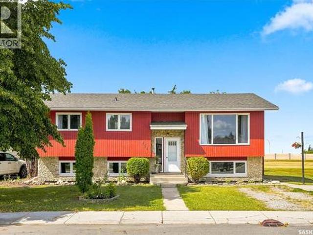 154 Delayen Crescent, Saskatoon, SK, S7N 2V6 house for sale | Listing ID SK046504 | Royal LePage
