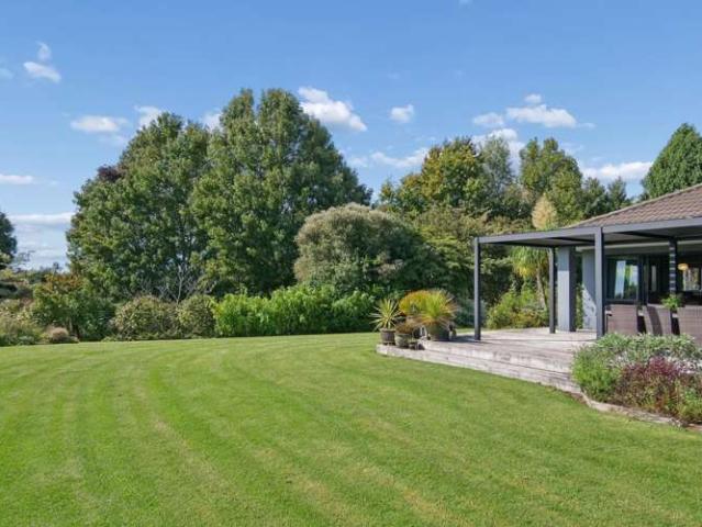 154 Ohinepanea Road, Pukehina, Western Bay Of Plenty