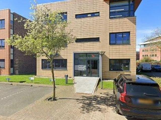 154 m2 office space for rent in Deventer