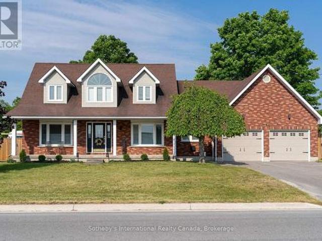 154 Mary Street, Clearview Creemore, ON, L0M 1G0 house for sale | Listing ID S13445 | Royal LePage