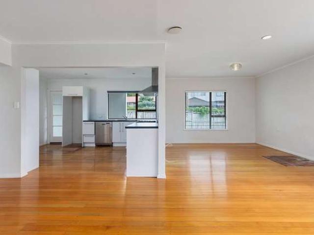 1/54 Seaview Terrace, Mt Albert, Auckland City