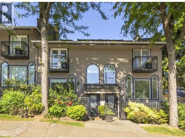 1557 Larch Street, Vancouver, BC, V6K 3N6 house for sale | Listing ID R3136 | Royal LePage