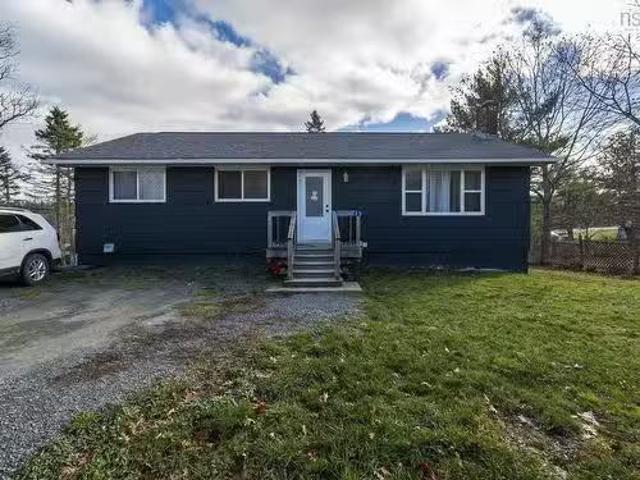 15/59 John Murray Drive, Enfield, NS, B2T 1C9 house for sale.