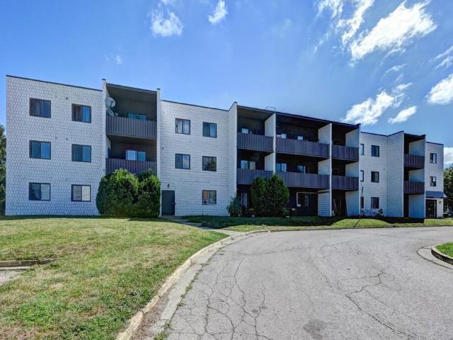 1550 1566 Trossacks Avenue 2 Bedroom Apartment for Rent at 1566 Northwood Village Apts London, ON N5X 2P5 Stoney Creek