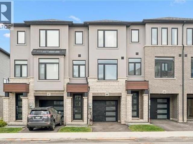 155 Equestrian Way Unit# 88, Cambridge, ON, N3E 0E8 townhouse for sale | Listing ID 40846 | Royal LePage