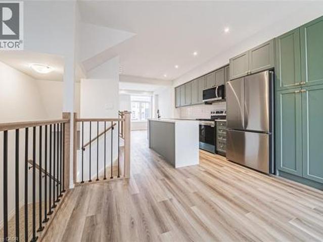 155 Equestrian Way Unit# 17, Cambridge, ON, N3E 0E8 townhouse for lease | Listing ID 40849 | Royal LePage